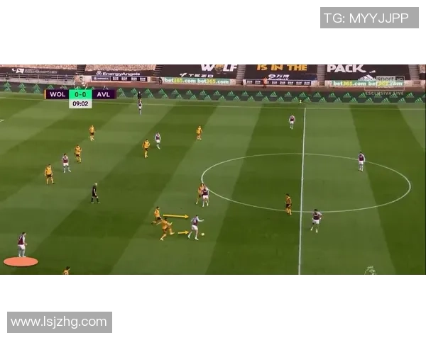 重庆足球队快攻战术解析与实战应用探讨