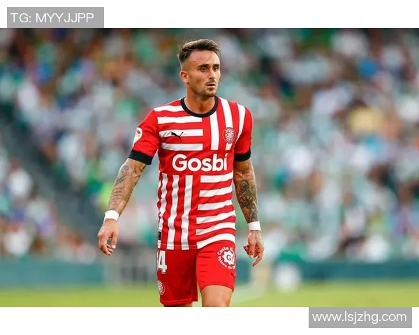 西班牙足球传奇人物解析：7号球星的辉煌历程与影响力